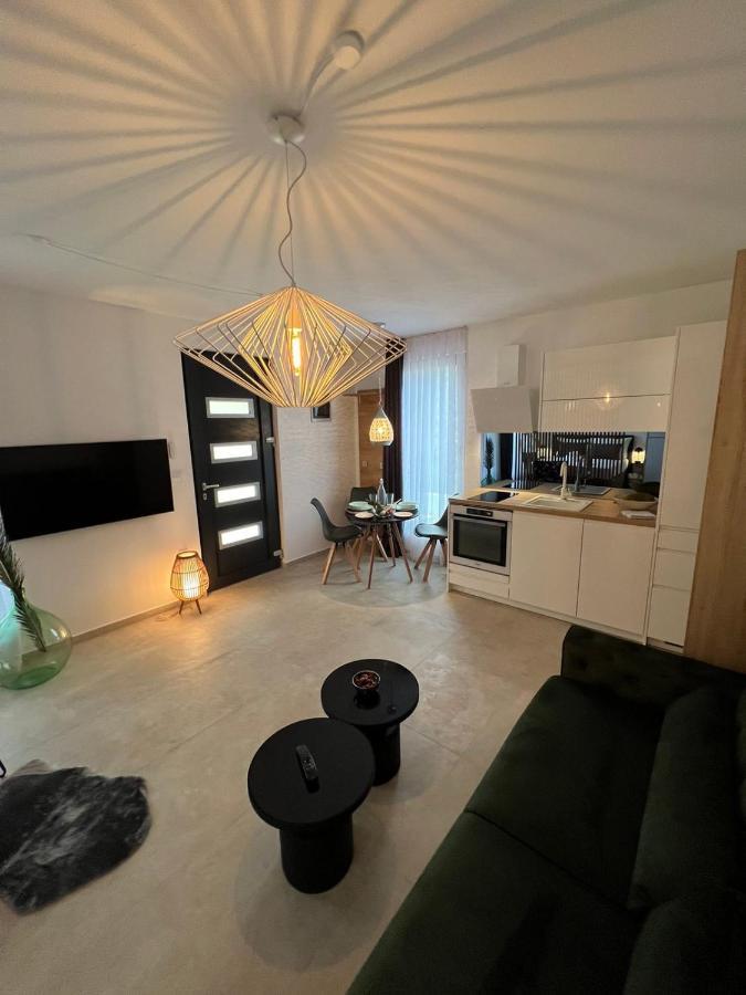 Apartmani Cube A Medulin Exterior foto